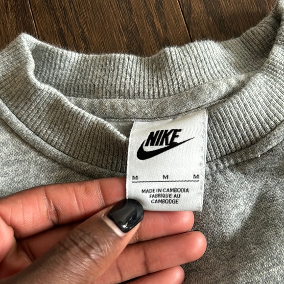 Nike Kids Grey Sweatshirt - Picture 5 of 5